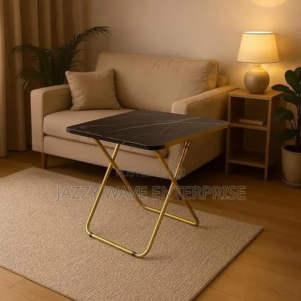 Table Wood · Photo 1