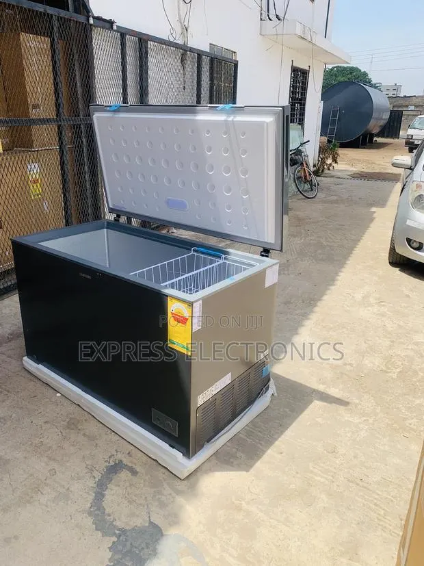 Get a New Dark Grey Chest Single Door 371l Samsung · Photo 1