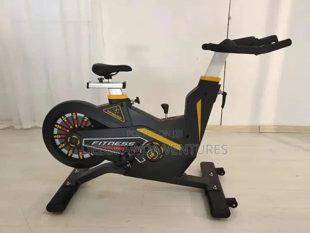 Commercial Gym Bike (250kg) · Photo 1