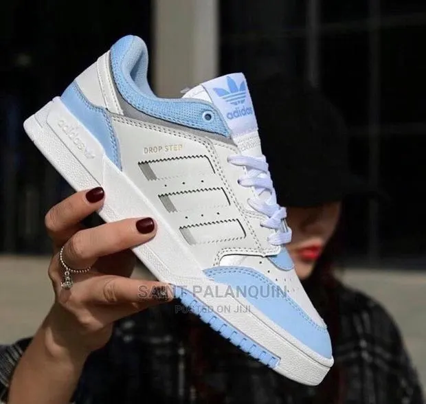Adidas Sneaker · Photo 1