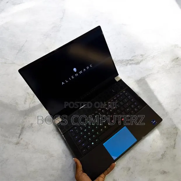 Laptop Alienware X15 R1 32GB Intel Core i9 SSD 1T · Photo 1