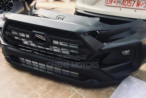 Toyota Rav4 Adventure 2019-2024 Front Bumper Complete Available · Photo 1