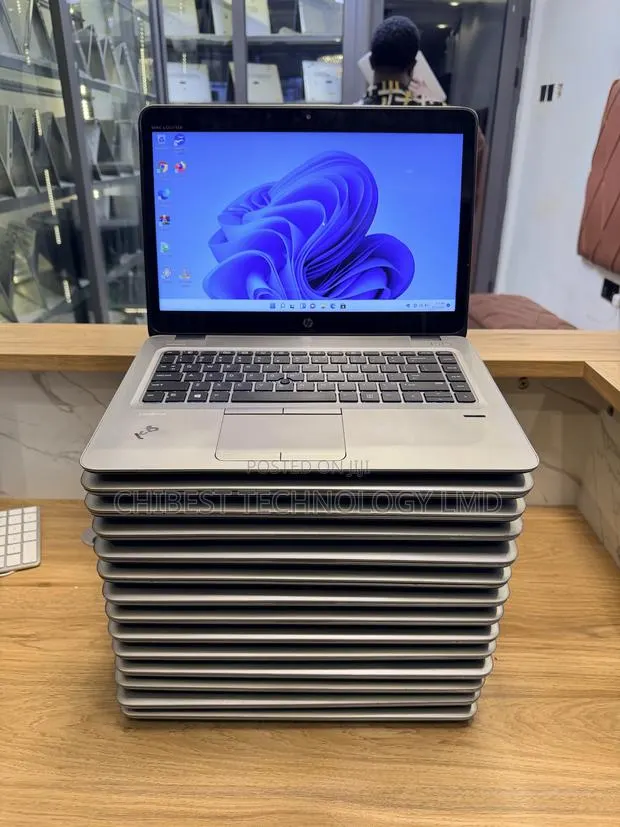 Laptop HP EliteBook 840 G4 8GB Intel Core i7 SSD 256GB · Photo 1