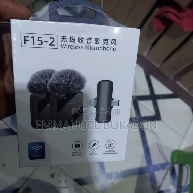 F15 - 2 Microphone For Phones · Photo 1