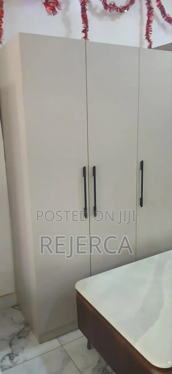 Brand New Wardrobe · Photo 1