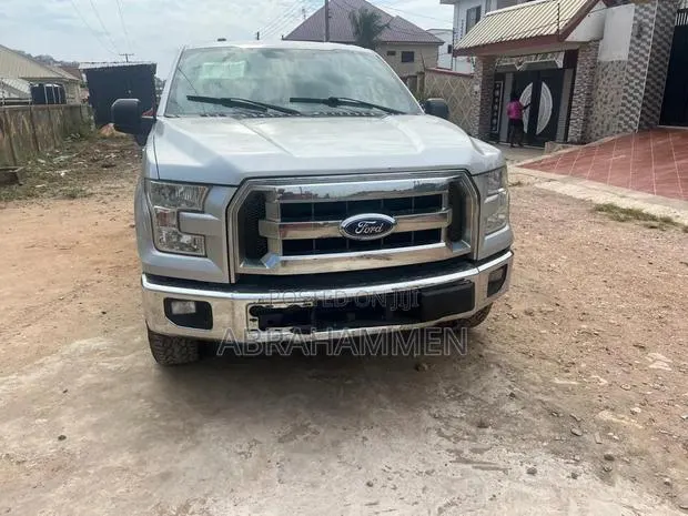 Ford F-150 XLT 4x4 Regular Cab Styleside 6.5 ft. box 122 in. WB 2017 Silver