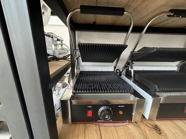 Single Panini Toaster · Photo 1