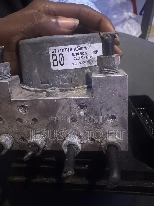 2019–2021 Acura RDX Anti-Lock Brake (ABS) Pump 57110-TJB-A040-M1 · Photo 1