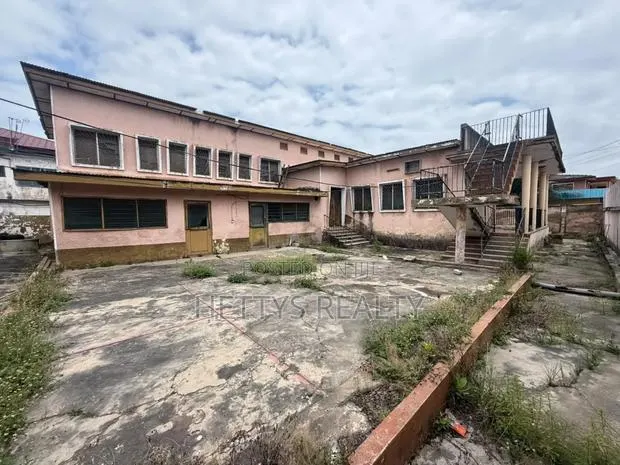 4bdrm House in Lartebiokorshie for sale · Photo 1