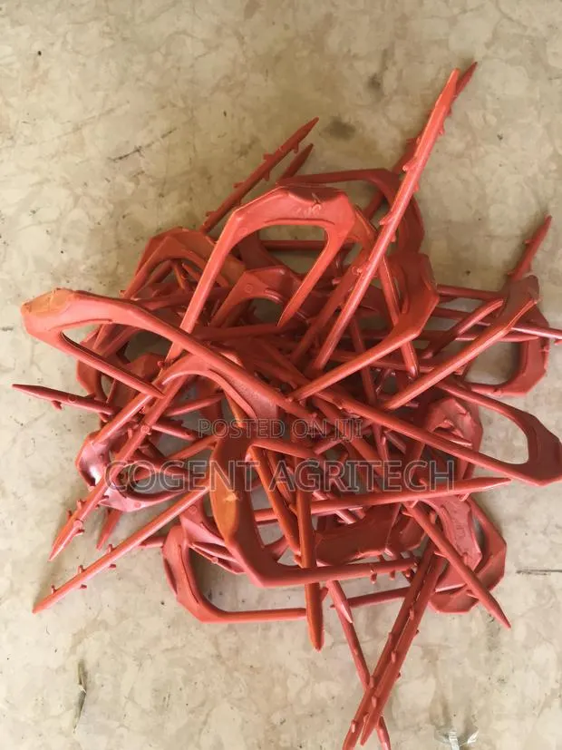 Drip Tape Wind Proof Clips · Photo 1