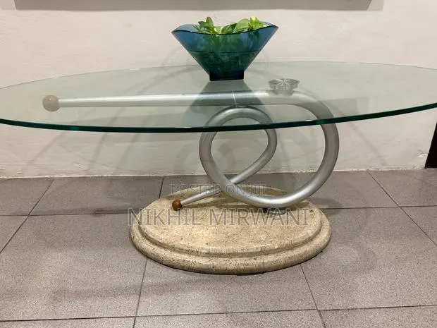 Coffee Table · Photo 3