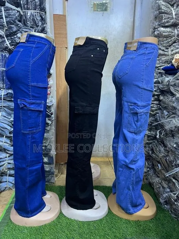 Side Pocket Jeans For Ladies · Photo 1