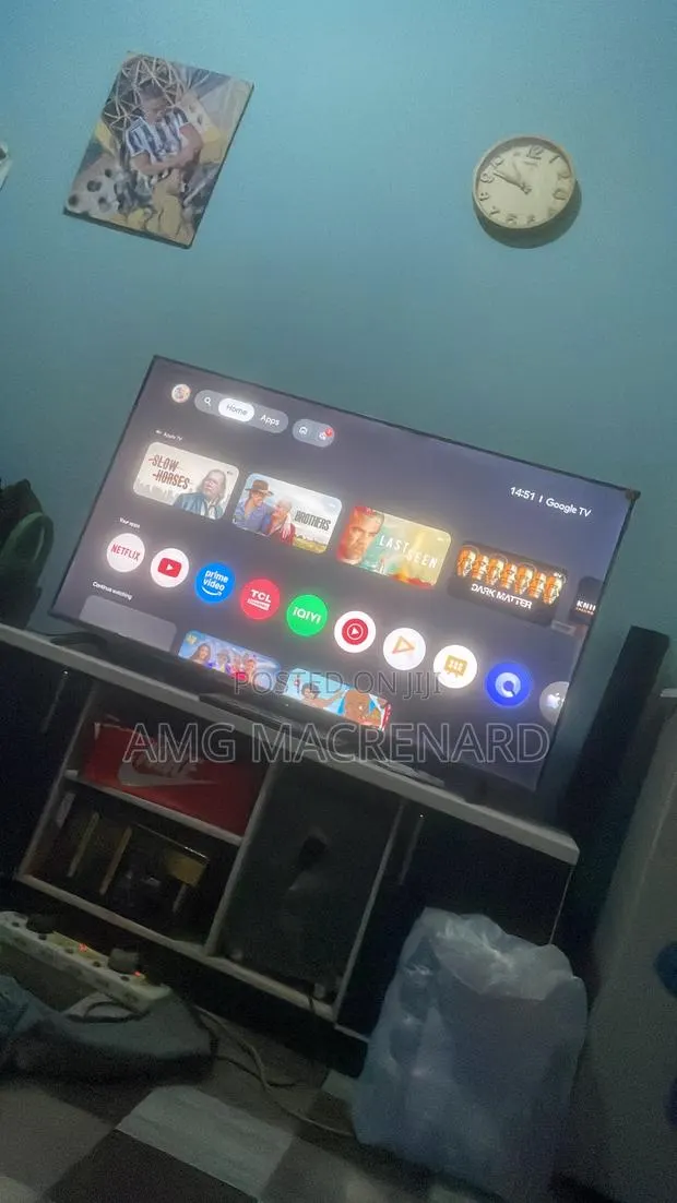 TCL 50 Inches Smart · Photo 1