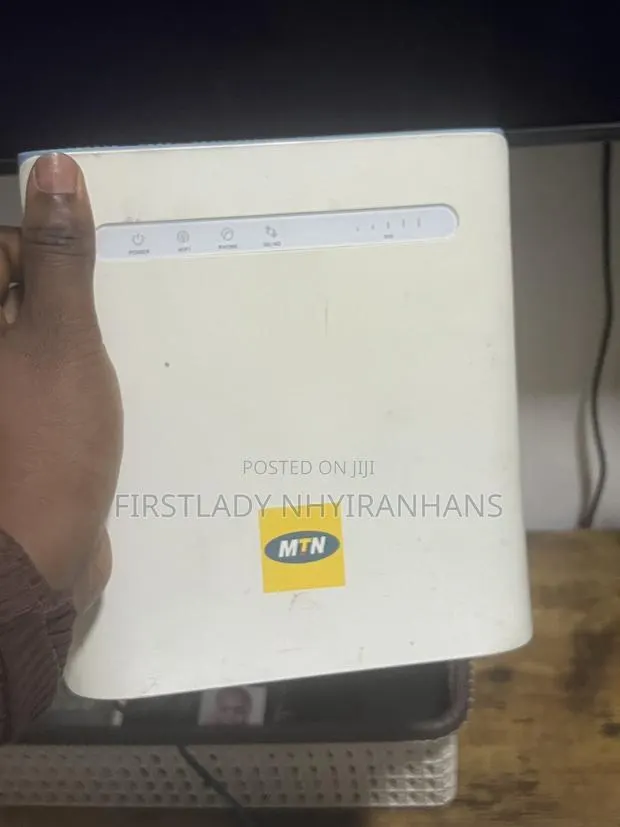 MTN 4G LTE WiFi Router in Good Working Condition. · Photo 3