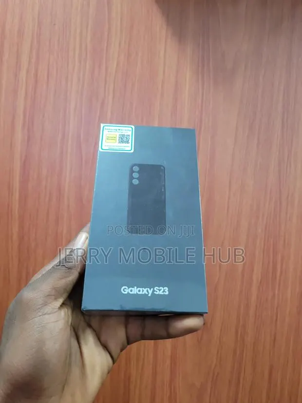 New Samsung Galaxy S23 256 GB Black · Photo 1