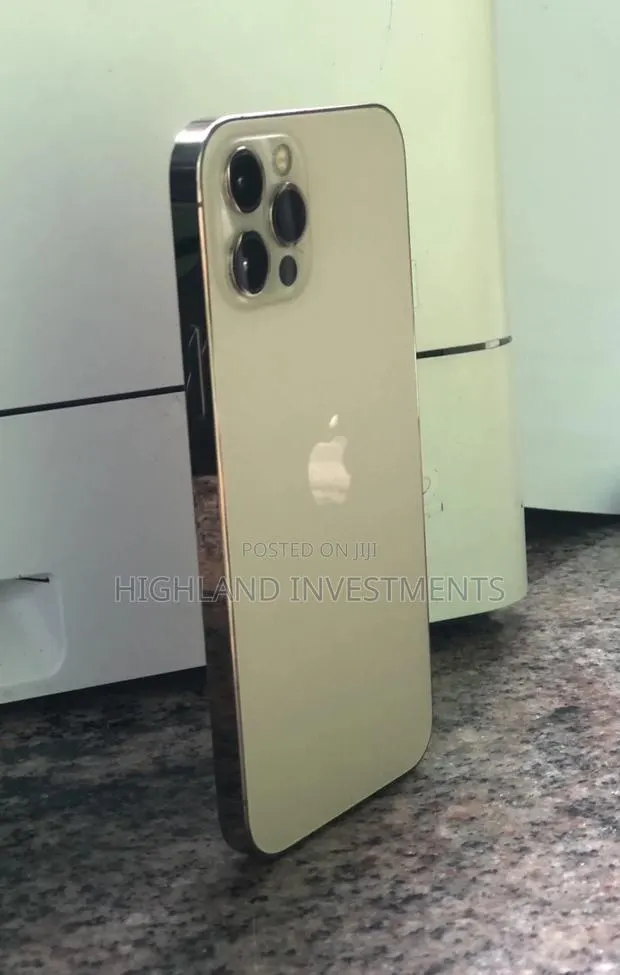 Apple iPhone 12 Pro 512 GB Graphite · Photo 1