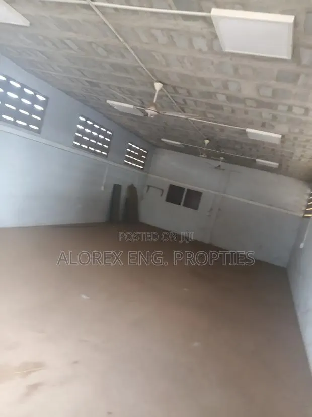 Warehouse for Rent at Adenta Fafraha · Photo 1