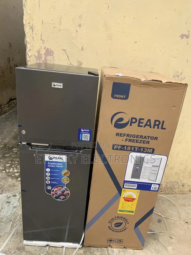 Exclusive Pearl 130 Liters Double Door Top Freezer · Photo 1