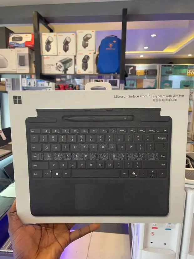 Microsoft Surface Pro 13 Keyboard Cover With Slim Pen · Photo 1