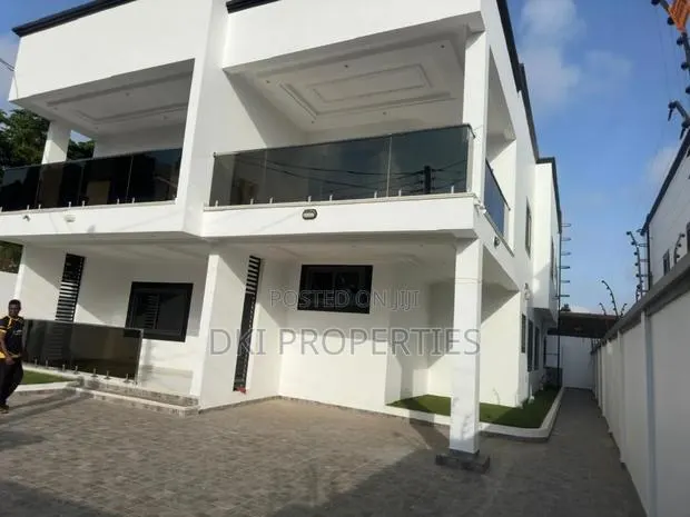 5bdrm House in Dki Properties, East Legon for sale · Photo 1