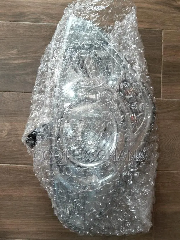 Front Headlight Right and Left · Photo 1