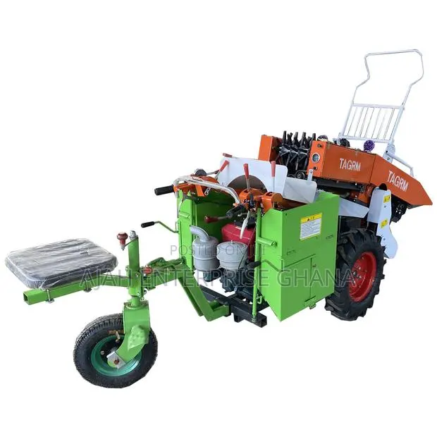 Corn Harvester · Photo 1