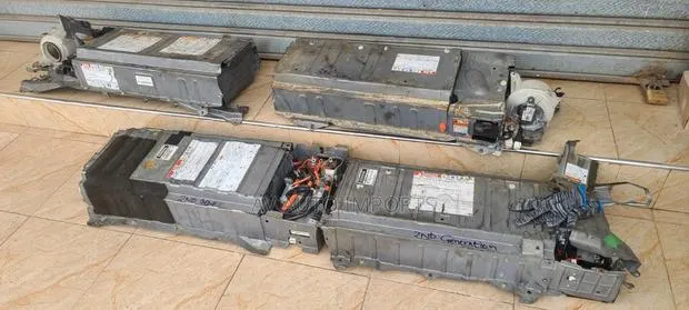 Toyota Prius G2, G3 Batteries · Photo 1