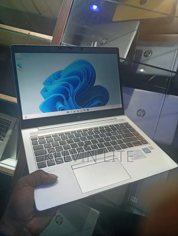 Laptop HP EliteBook 840 G5 8GB Intel Core I5 SSD 256GB · Photo 1