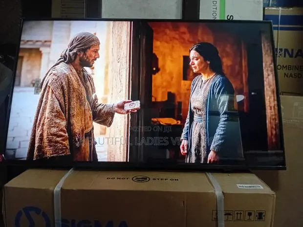 Samsung 43” Smart Tv With Sharp Picture Quality · Photo 1