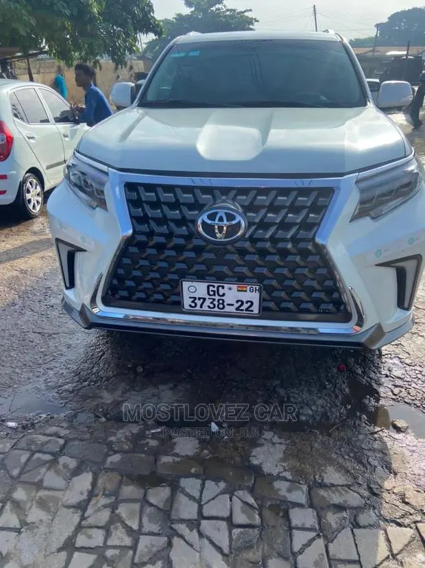 Cars for Rent Landcruisers 4x4s Vehicle for Rent in Ghana · Photo 1