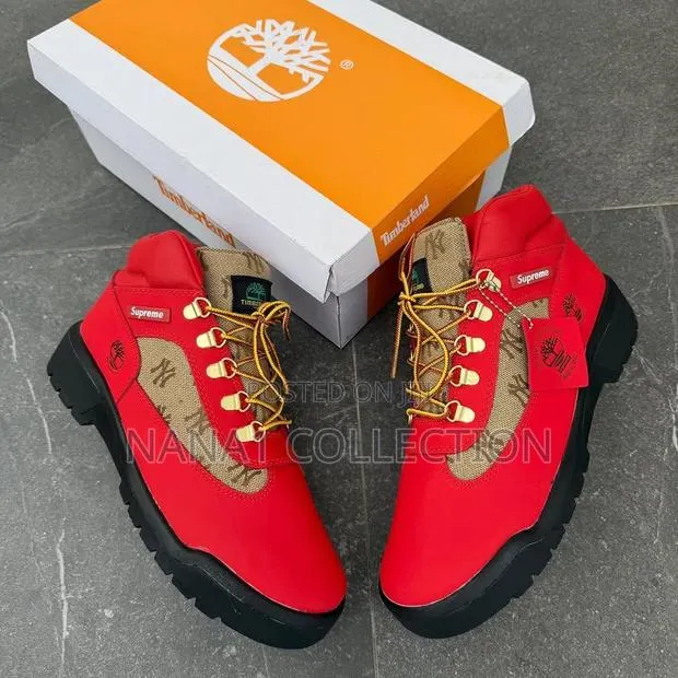 Timberland Supreme Field Boots · Photo 1