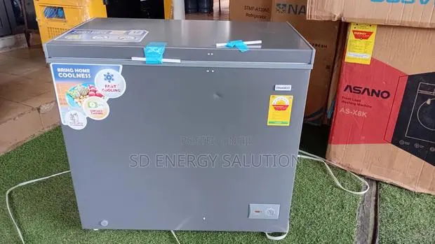 Spacious 210l Capacity for All Your Freezing Needs 210l · Photo 1