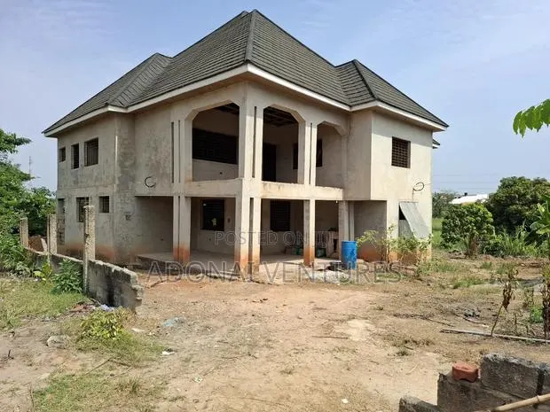 8bdrm House in Sokoban Aboabo Kesse, Kumasi Metropolitan for sale · Photo 1