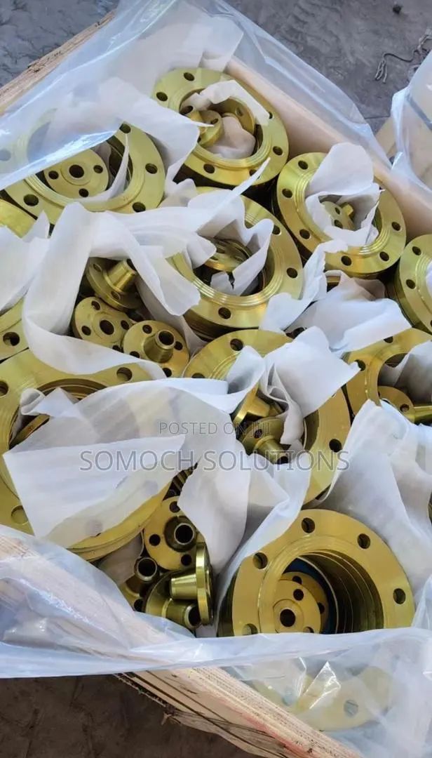 Flanges, Elbow, Valves and Pump · Photo 1