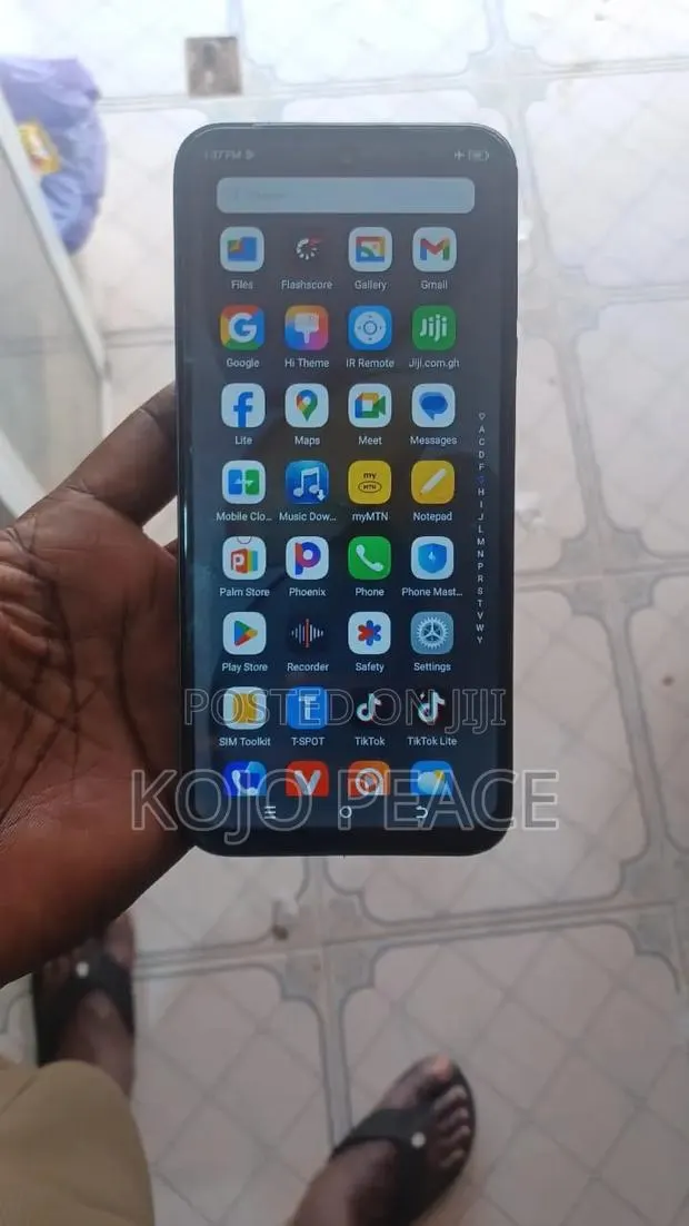 Tecno Pop 9 64 GB Black · Photo 1