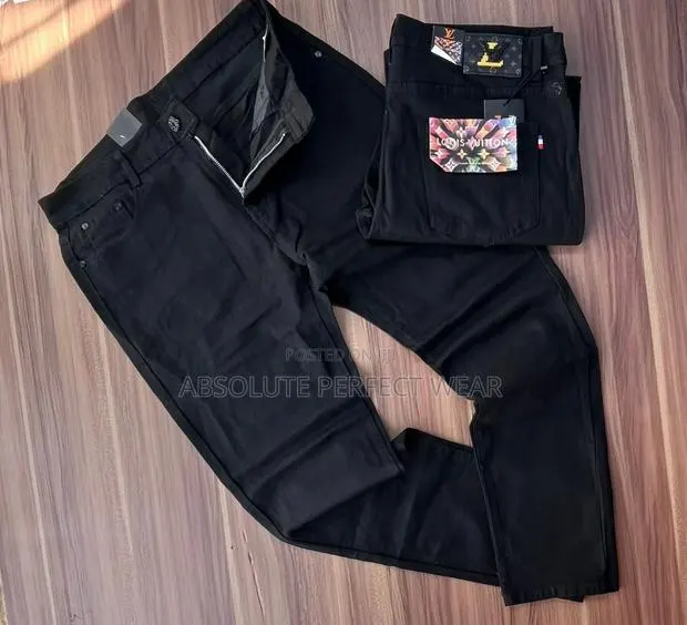 Men Black Shades of Jeans Trousers · Photo 1