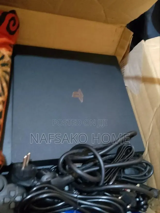Ps4 Pro Jailbreak With 13 Games Including Fc27 · Photo 1