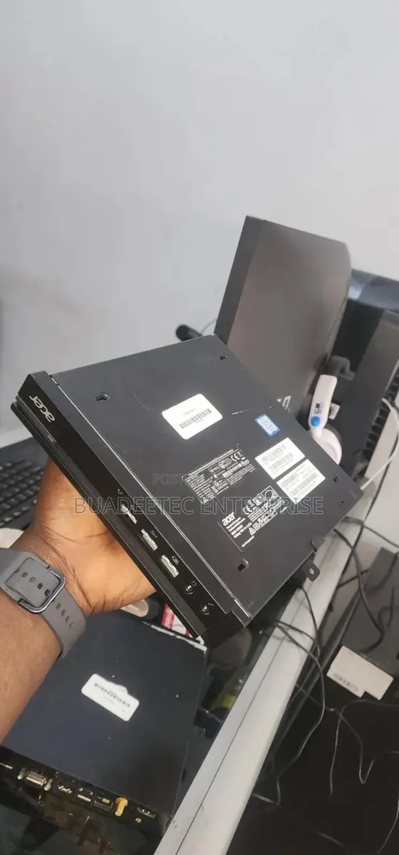 Desktop Computer Acer 8GB Intel Core i5 SSD 256GB · Photo 1