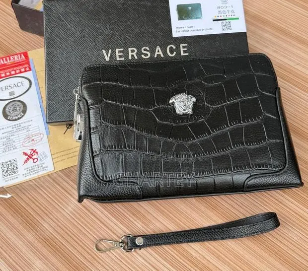 Versace Genuine Leather, Medusa Detail Design Men’s HandBag · Photo 1