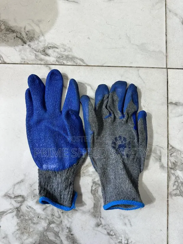 Latex-Coated Grip Safety Gloves · Photo 1