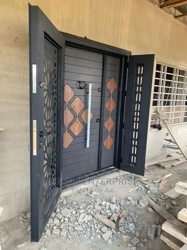 Century One and Half Security Door · Photo 1
