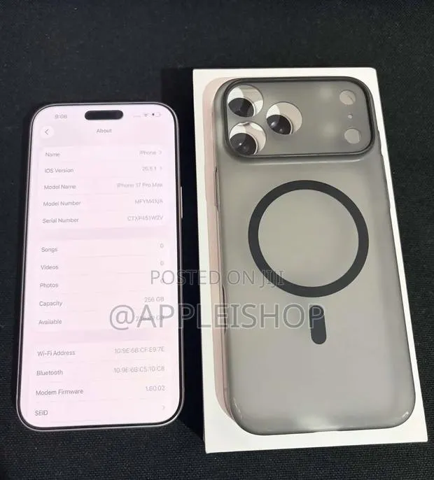 Apple iPhone 17 Pro Max 256 GB Silver · Photo 1