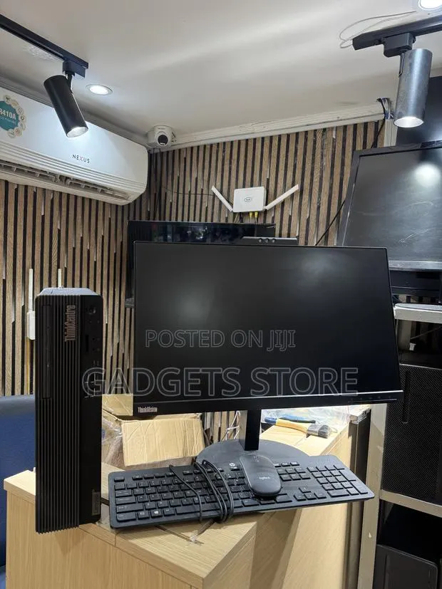 Desktop Computer Lenovo ThinkCentre M710 SFF 16GB Intel Core i5 HDD 1T · Photo 1