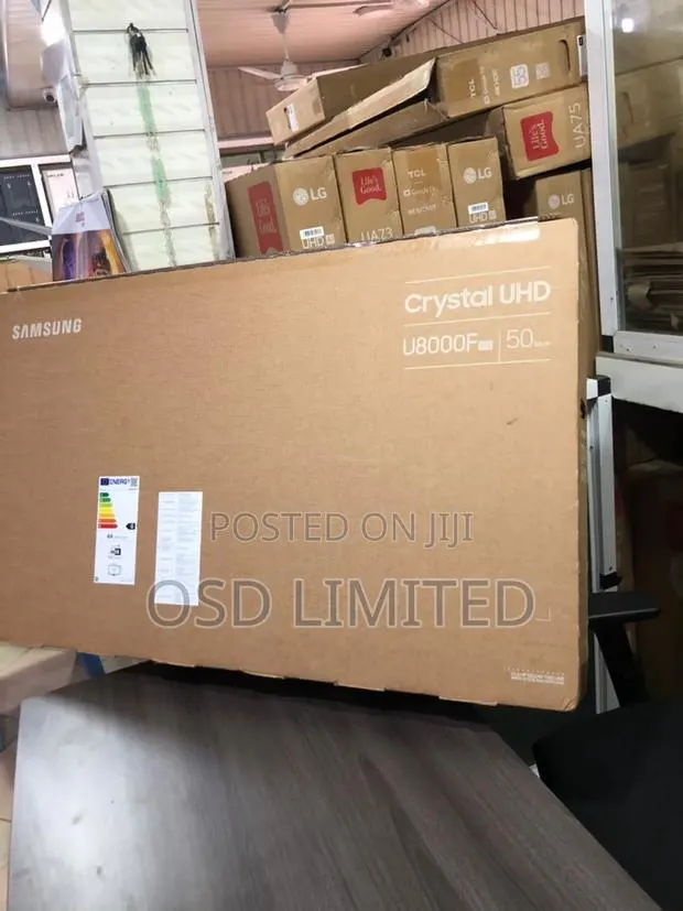 Samsung U8000f 50" Crystal Uhd Smart Tv · Photo 1
