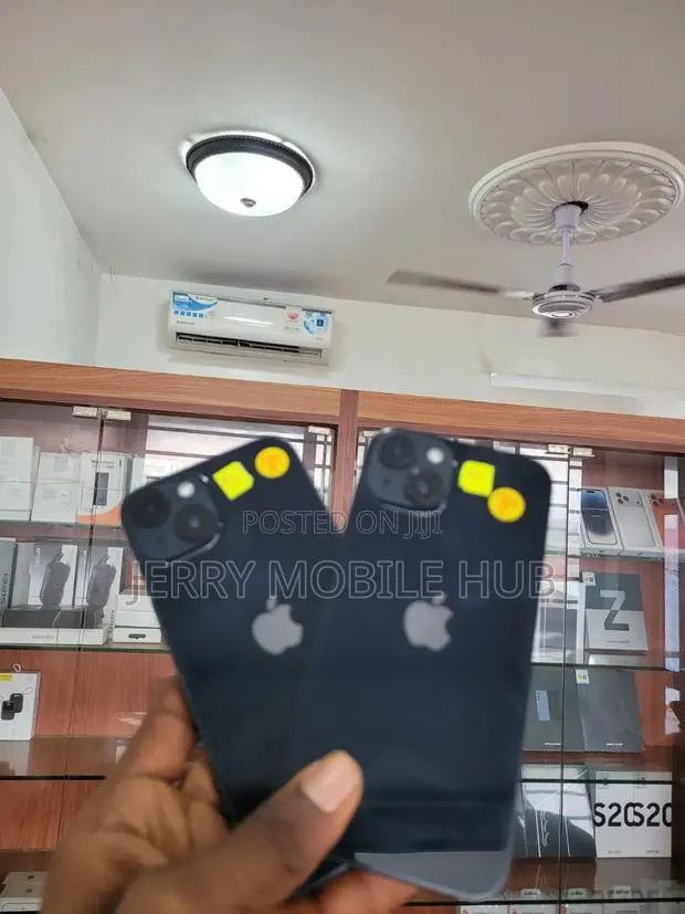Apple iPhone 14 128 GB Black · Photo 1