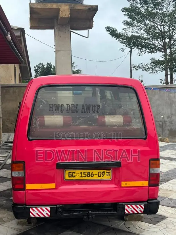 Nissan Caravan 1999 · Photo 1