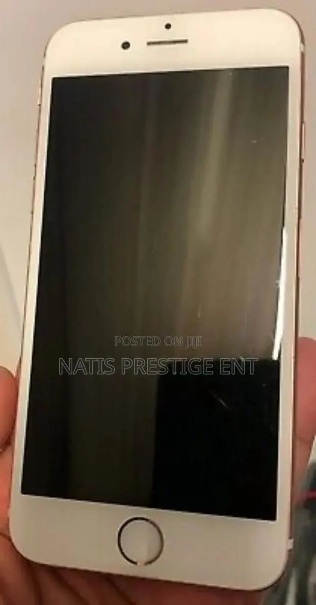 Apple iPhone 6s 32 GB Silver · Photo 1