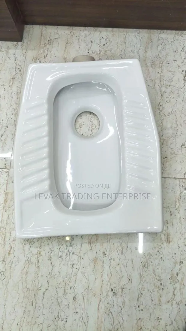 Squatting Pot - Squatting Wc · Photo 1
