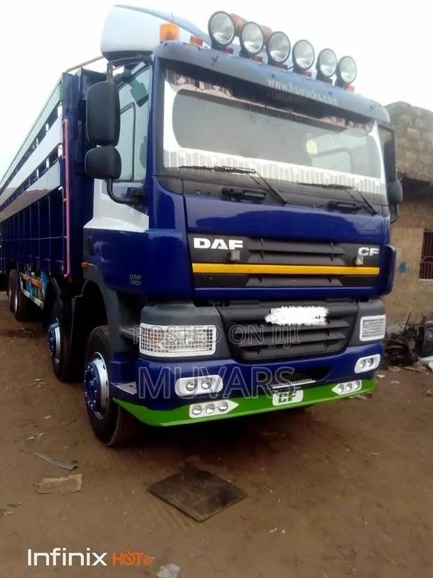 Cargo Truck for Rent · Photo 1