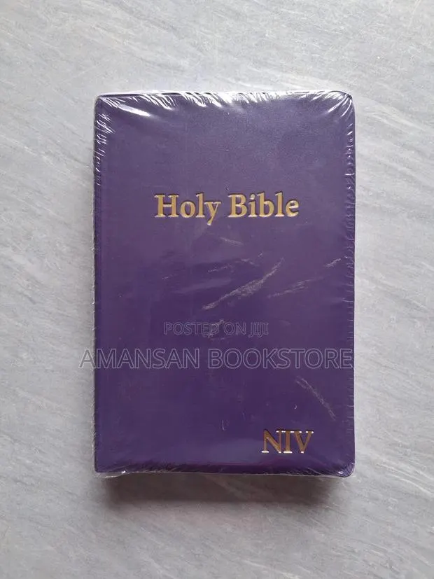 Holy Bible Niv (Biblica Purple) · Photo 1